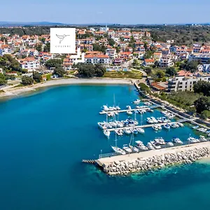 https://colibri-premium-appartment-mit-terrasse-und-zugang-zur-bucht.pula-hotels.org